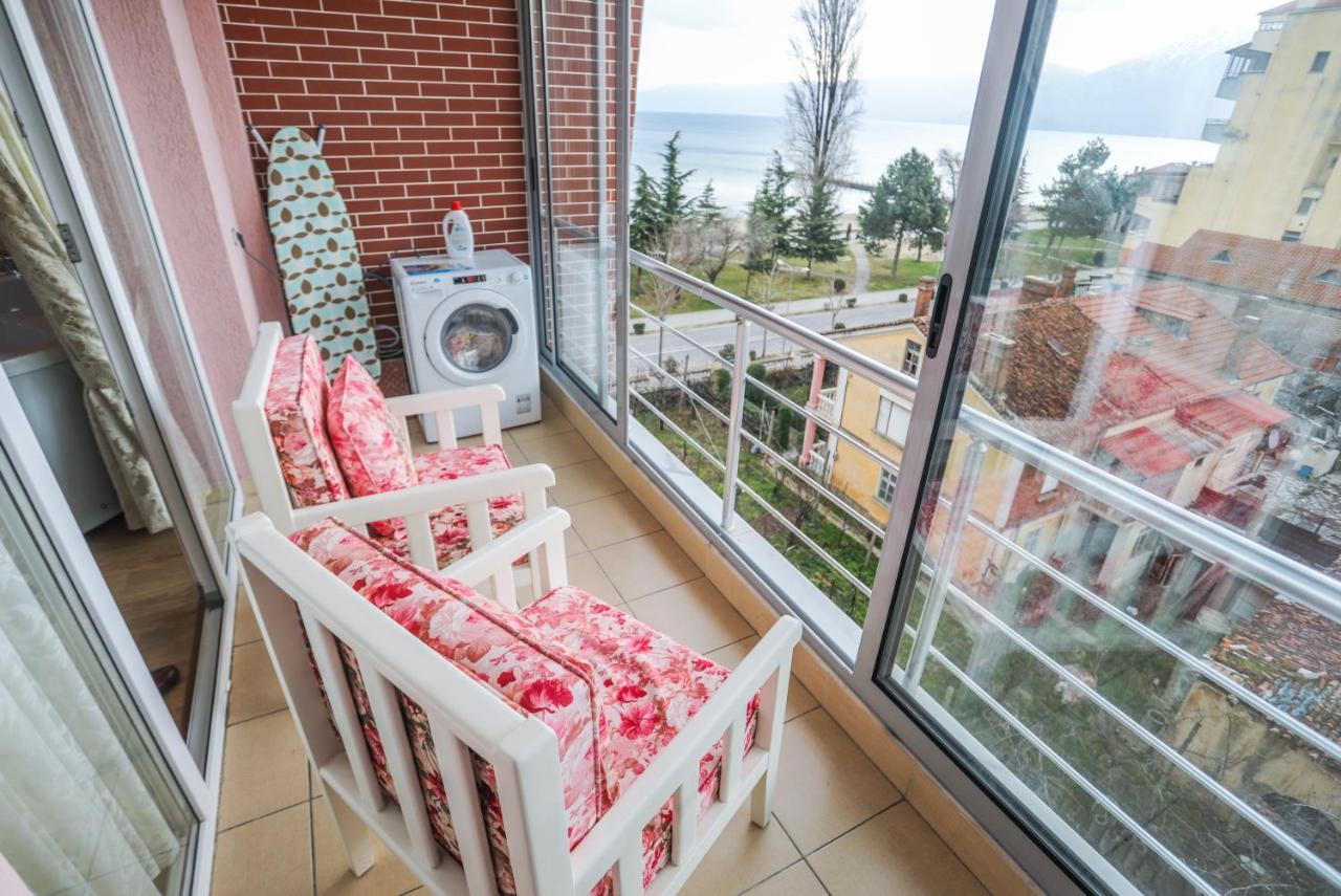 Luxurious Apartment Lake View Pogradec Exterior foto